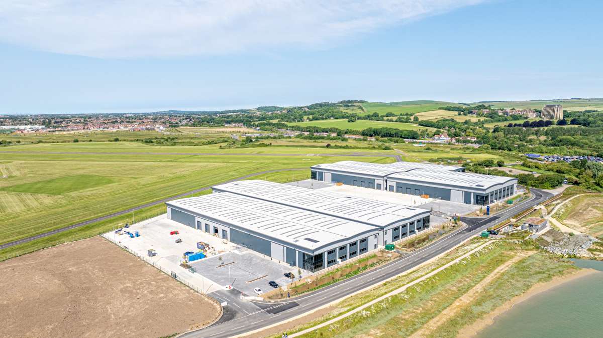 Industrial Unit in Brighton - photo 3