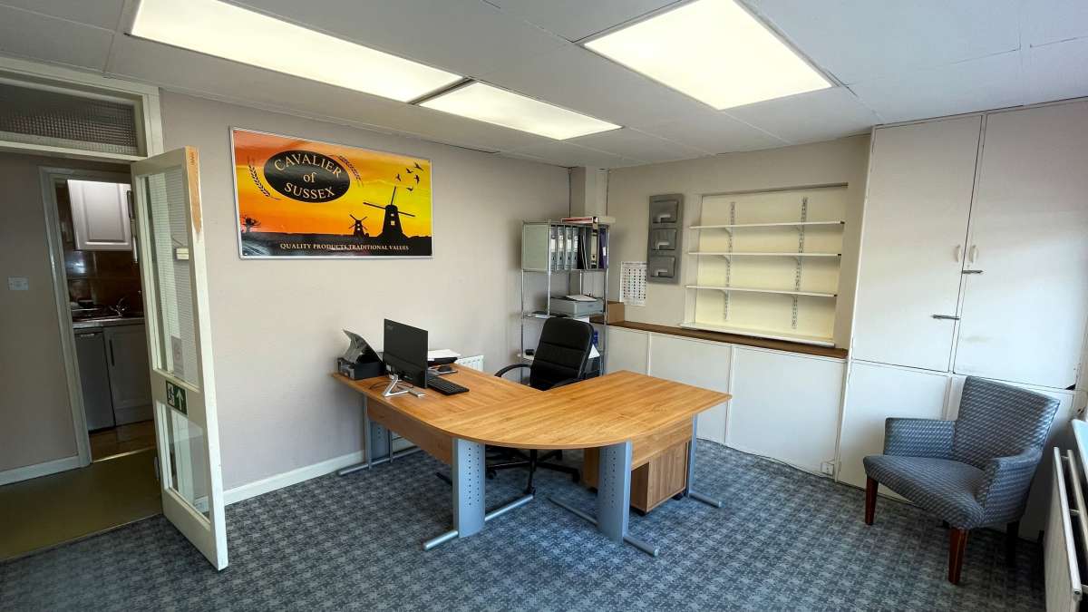 Industrial Unit in Rottingdean - photo 3