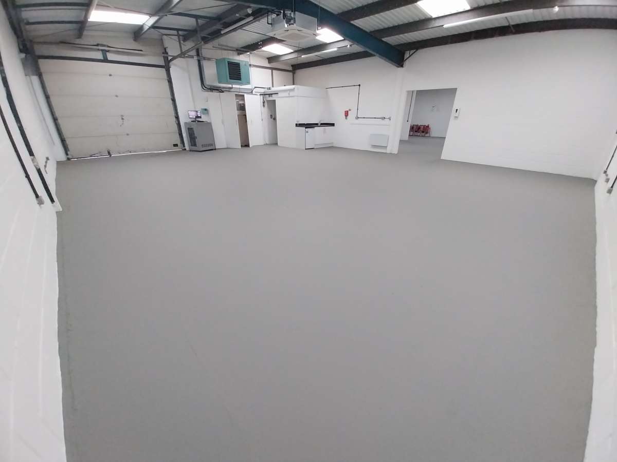 Industrial Unit in London - photo 4