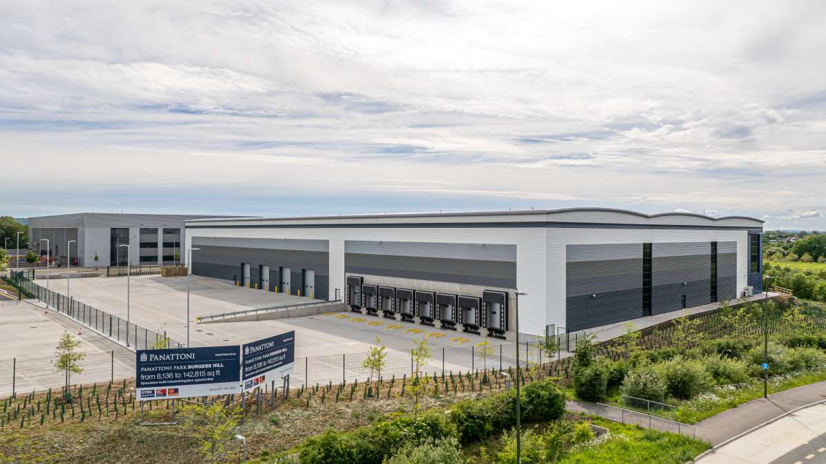 Industrial Unit in Burgess Hill - photo 2