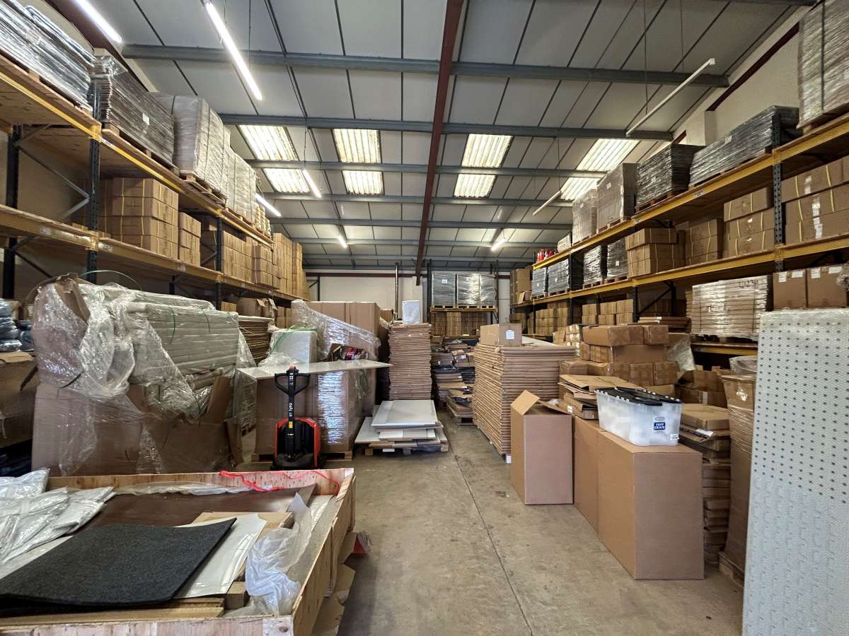 Industrial Unit in Leicester - photo 3