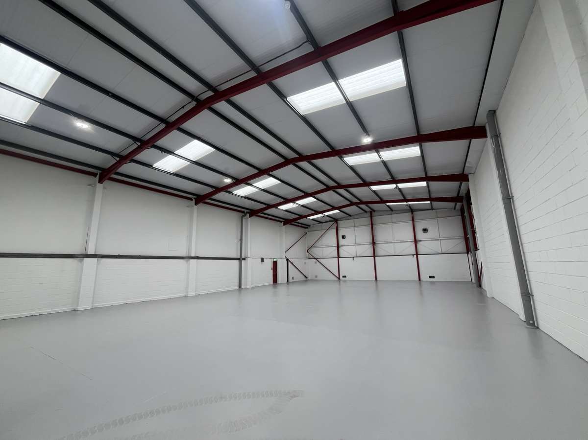 Industrial Unit in Leeds - photo 3