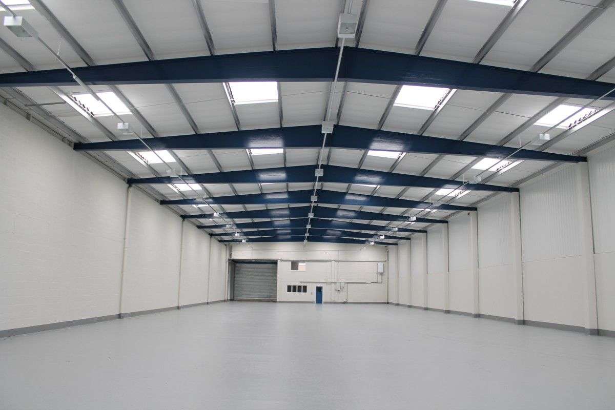 Industrial Unit in Wolverhampton - photo 2