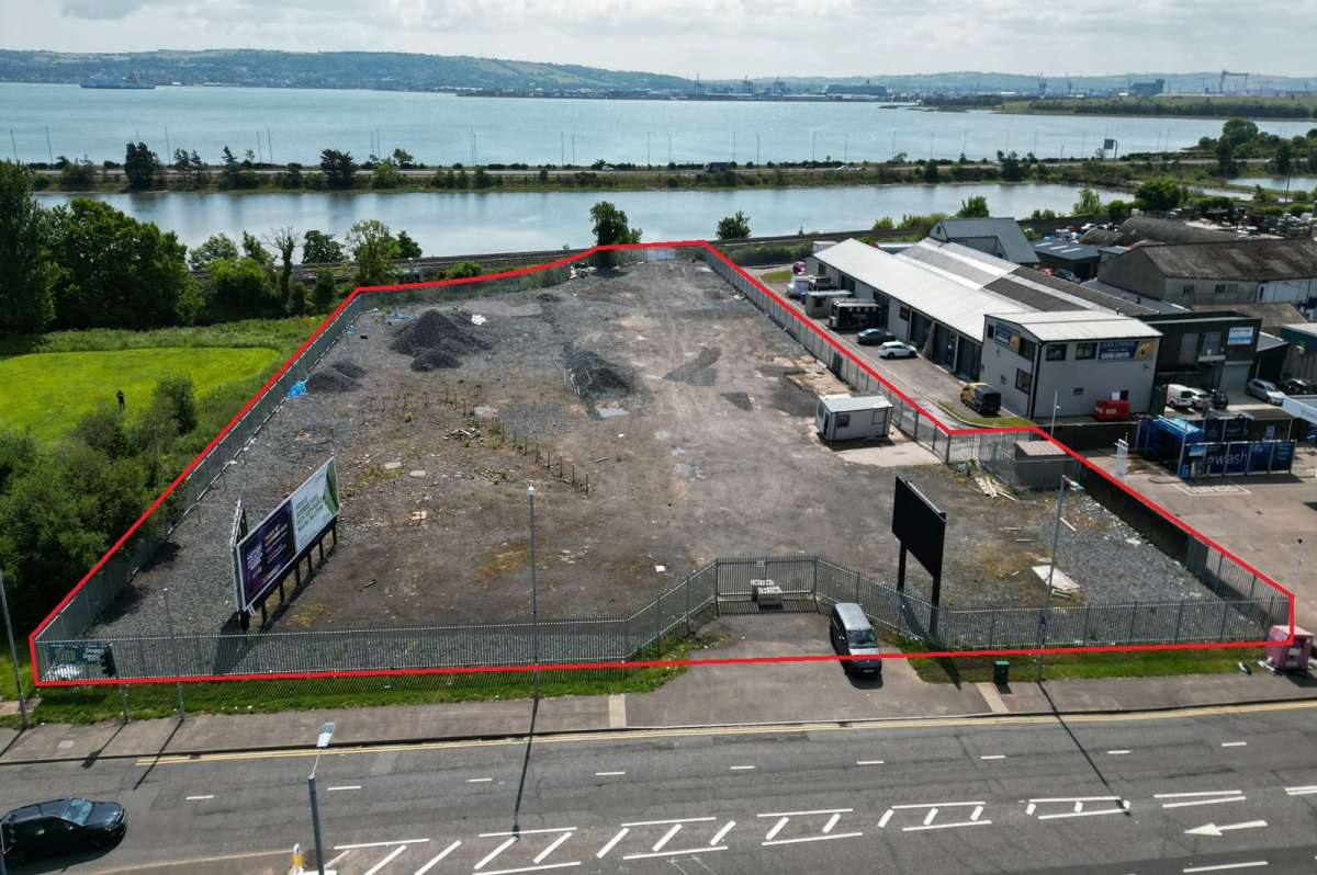 Industrial Unit in Newtownabbey - photo 3