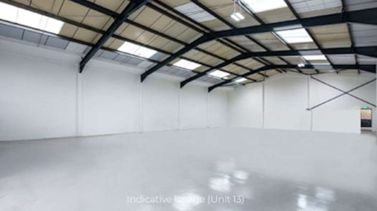 Industrial Unit in London - photo 4