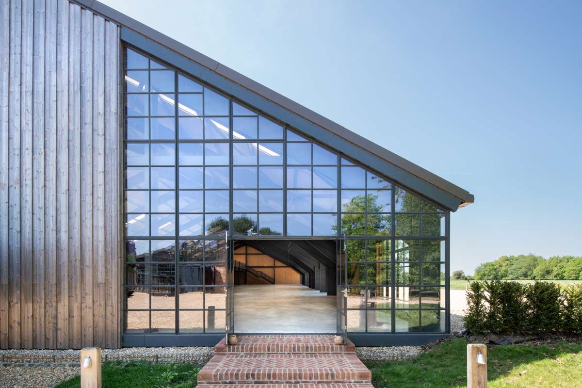 Industrial Unit in Bicester - photo 2