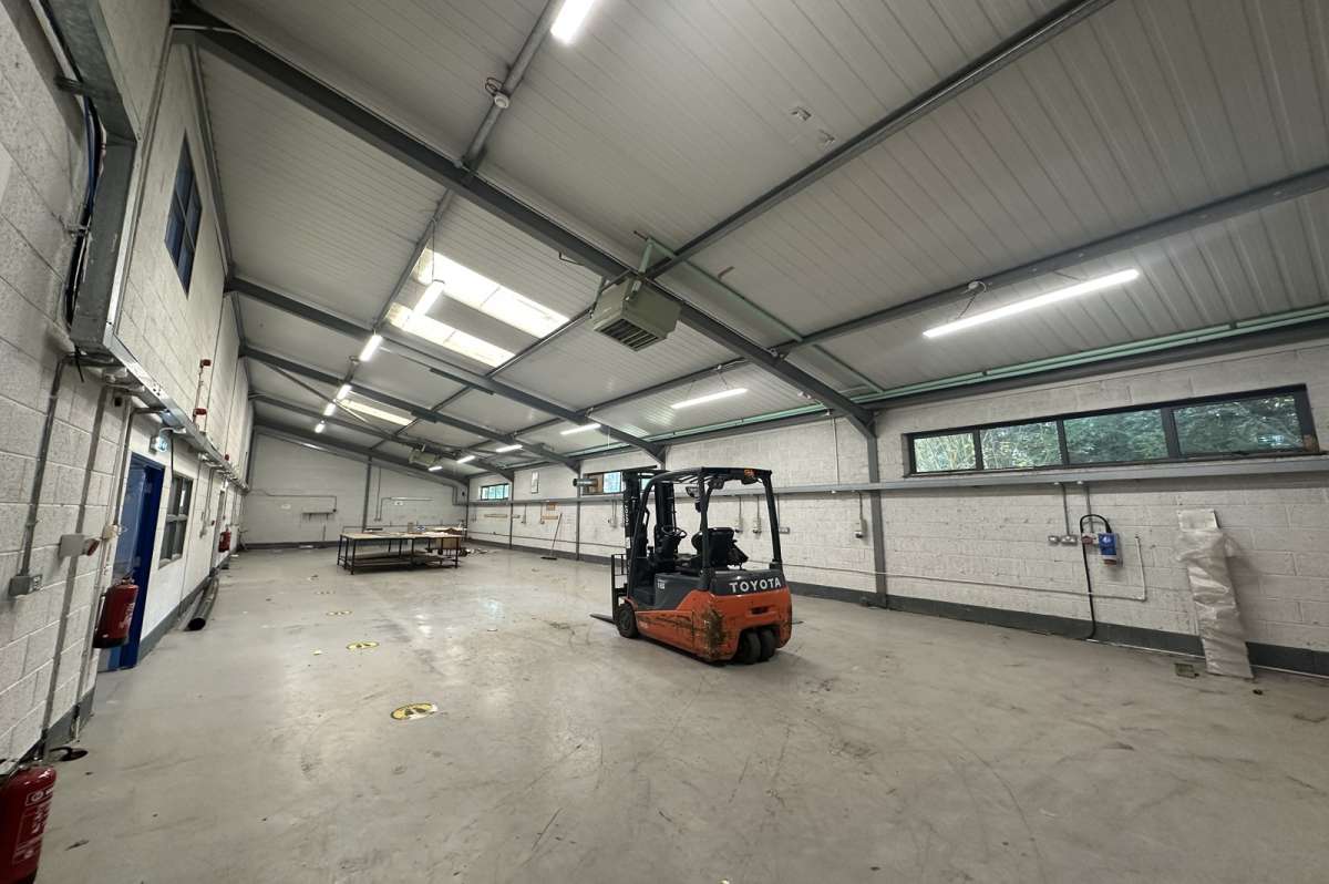 Industrial Unit in Saintfield - photo 4