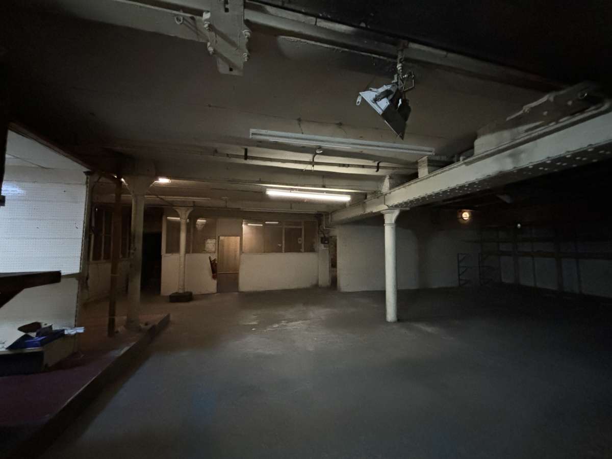 Industrial Unit in Halifax - photo 4