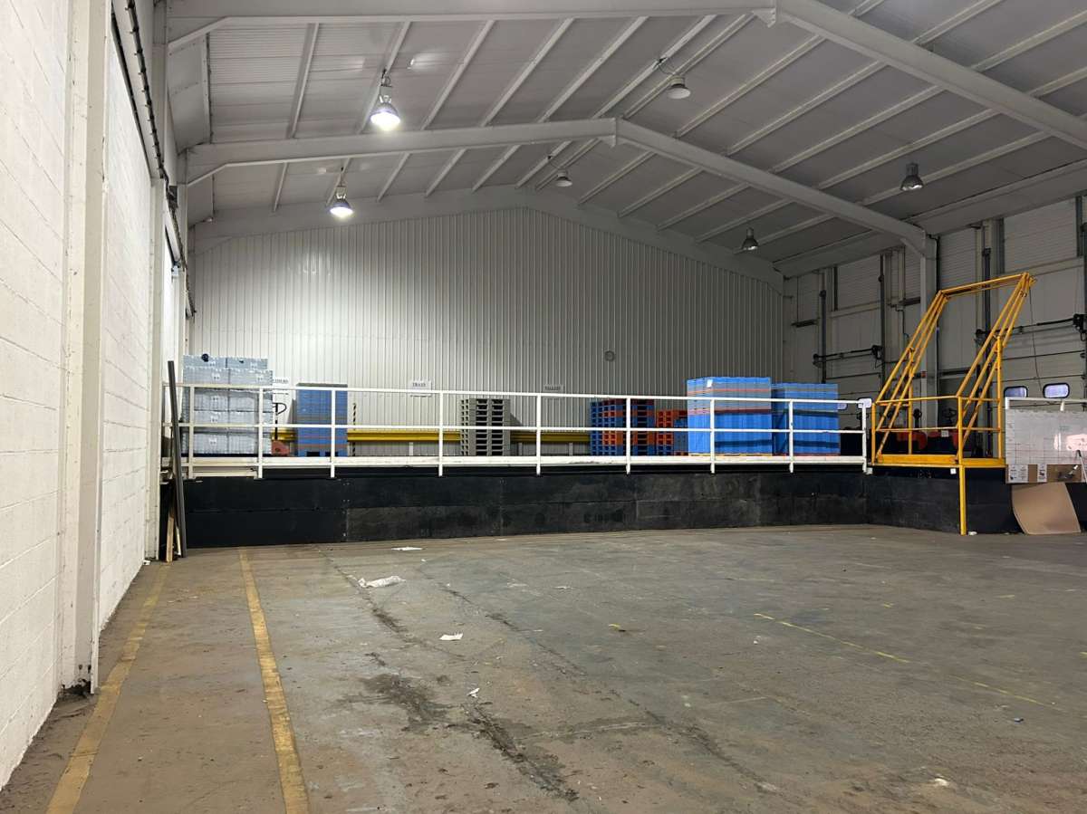 Industrial Unit in Dereham - photo 2