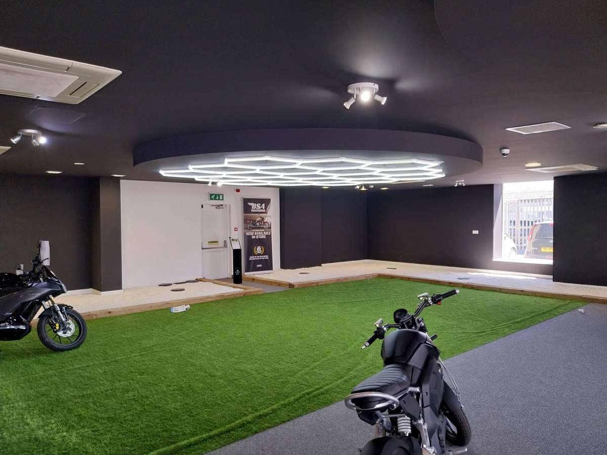 Industrial Unit in Lincoln - photo 2