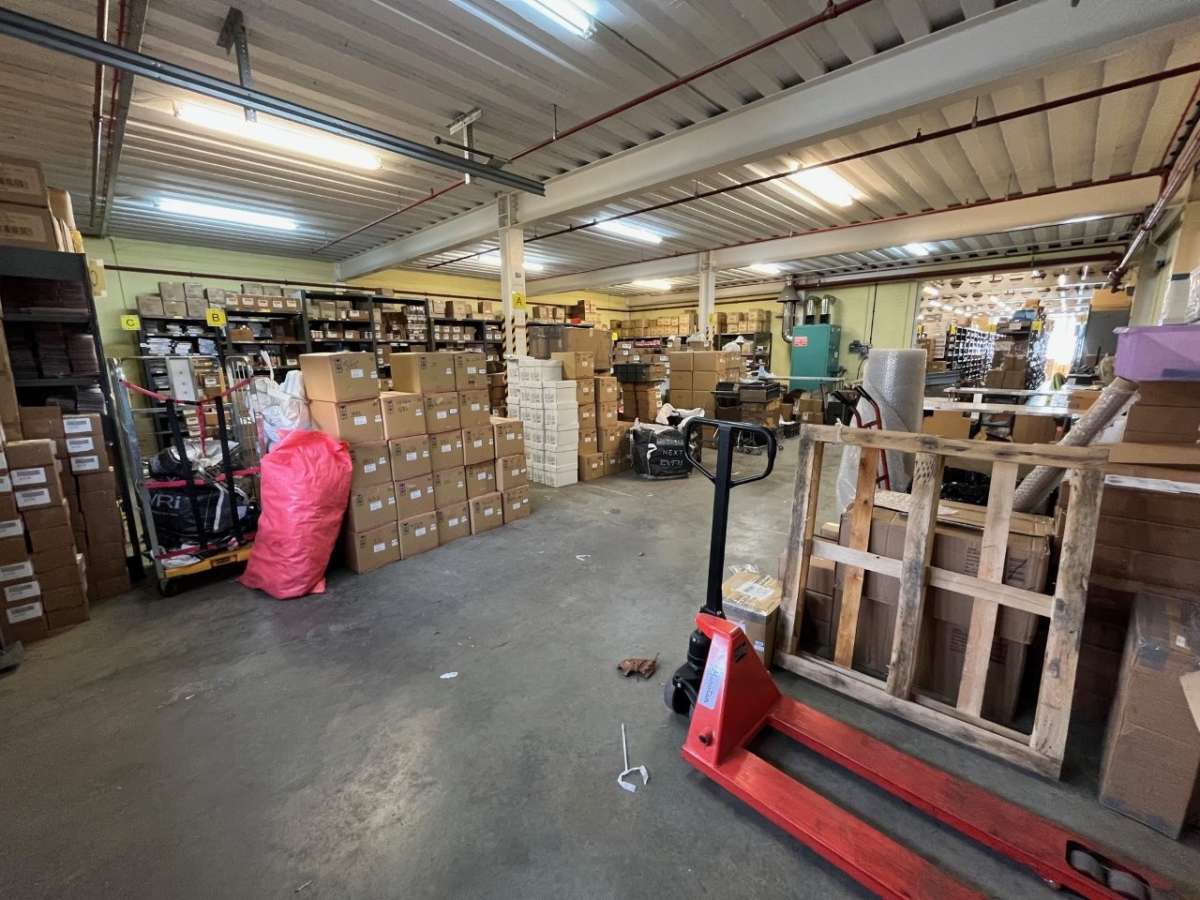 Industrial Unit in Sudbury - photo 4