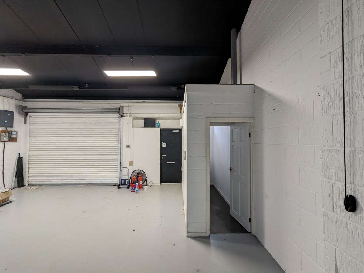 Industrial Unit in Norwich - photo 3