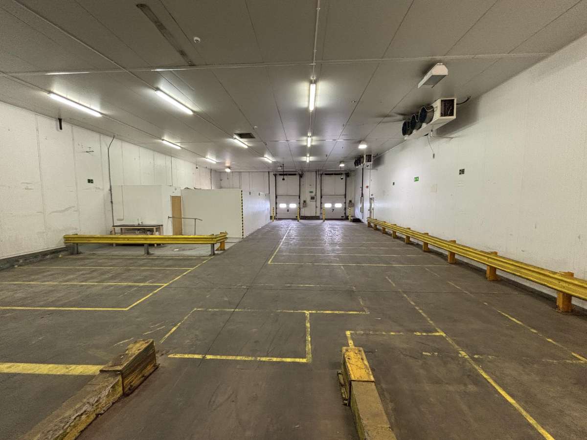 Industrial Unit in Taunton - photo 2