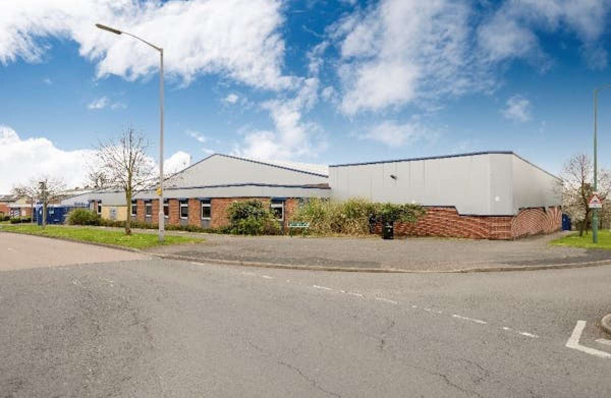 Industrial Unit in Birmingham - photo 2