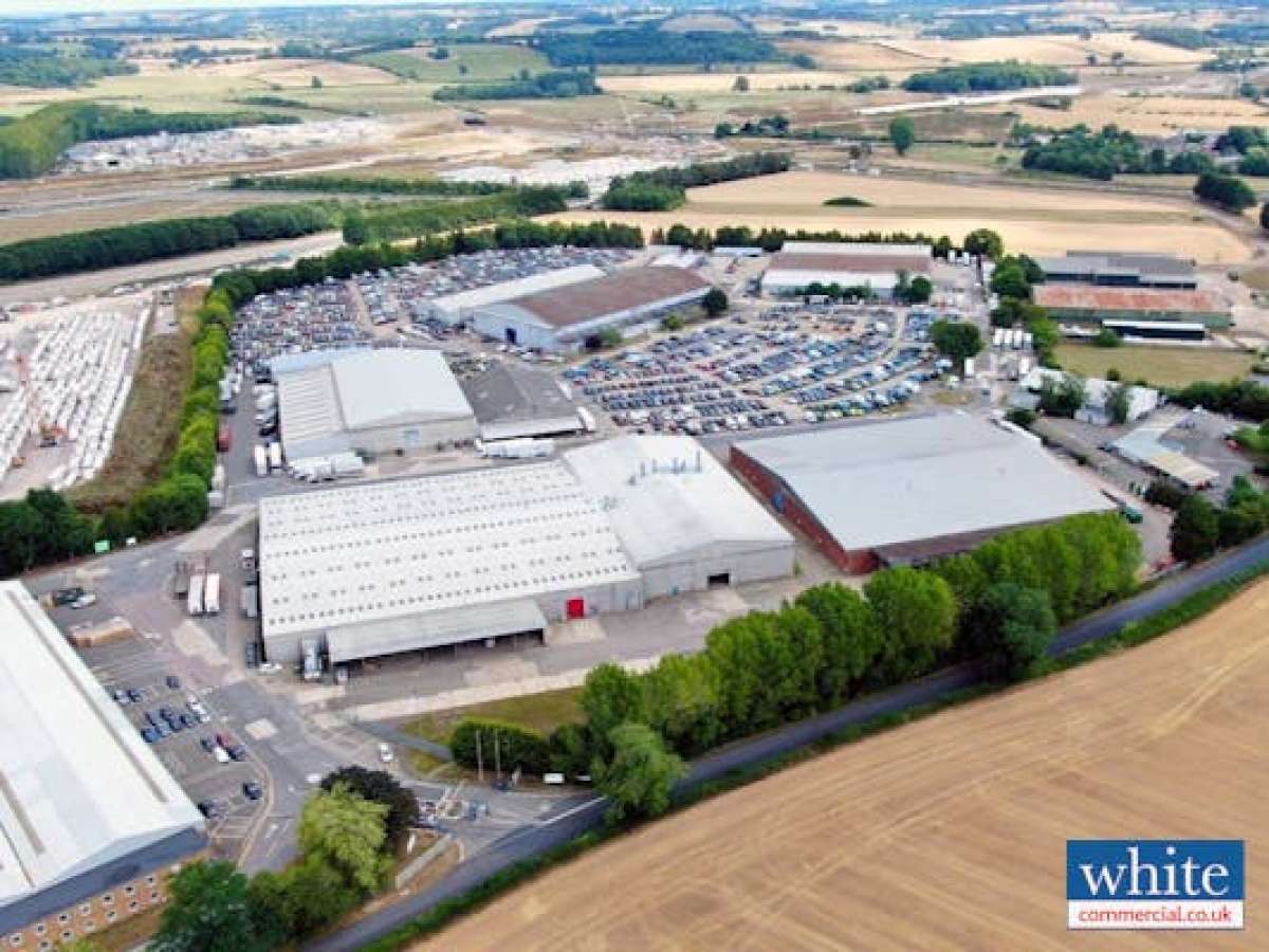 Industrial in Chipping Warden