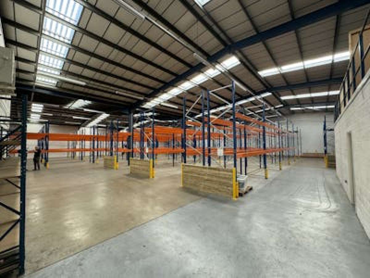 Industrial Unit in Northampton - photo 3