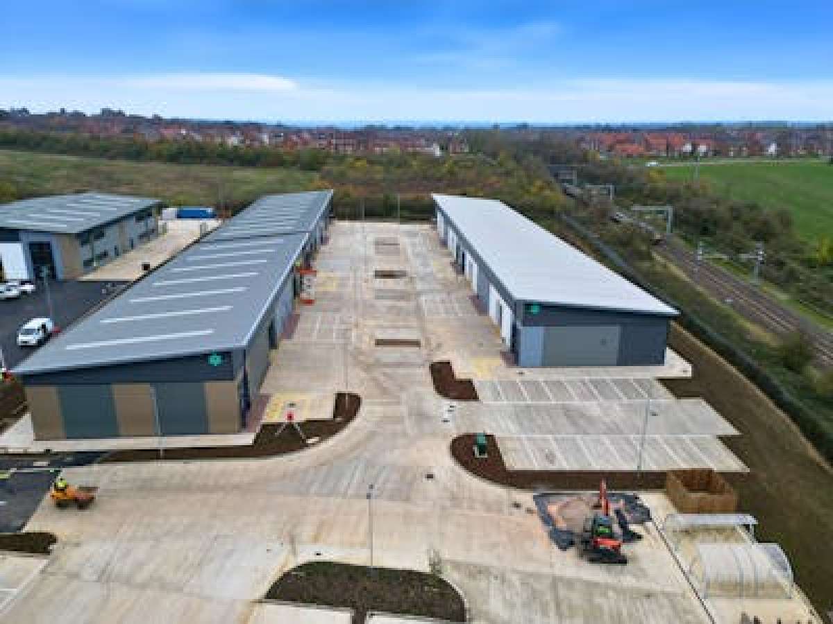 Industrial Unit in Kibworth - photo 2