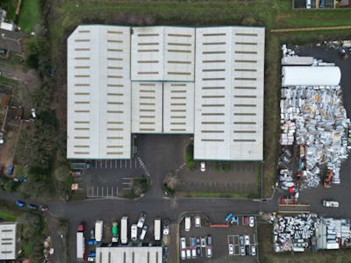 Industrial Unit in Northampton - photo 2