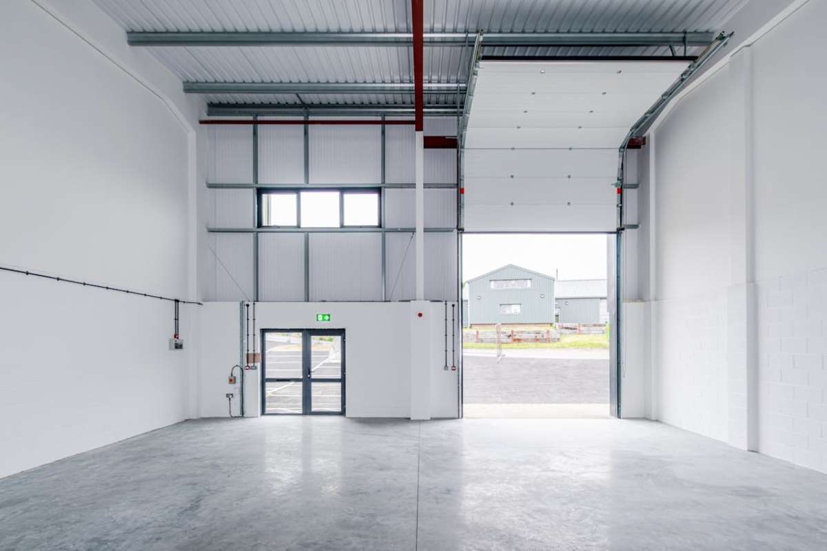 Industrial Unit in Dorchester - photo 2