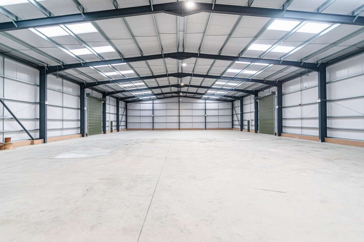 Industrial Unit in Sturminster Newton - photo 3