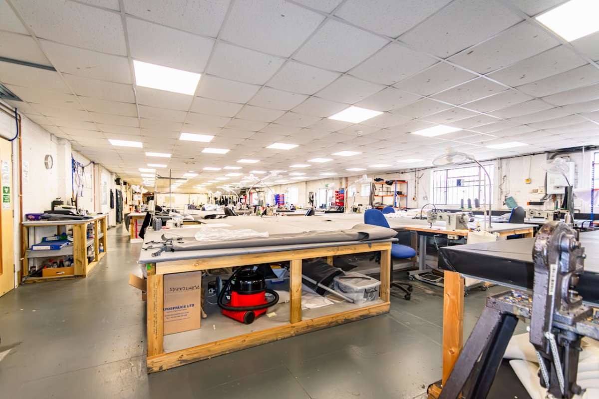 Industrial Unit in Poole - photo 2