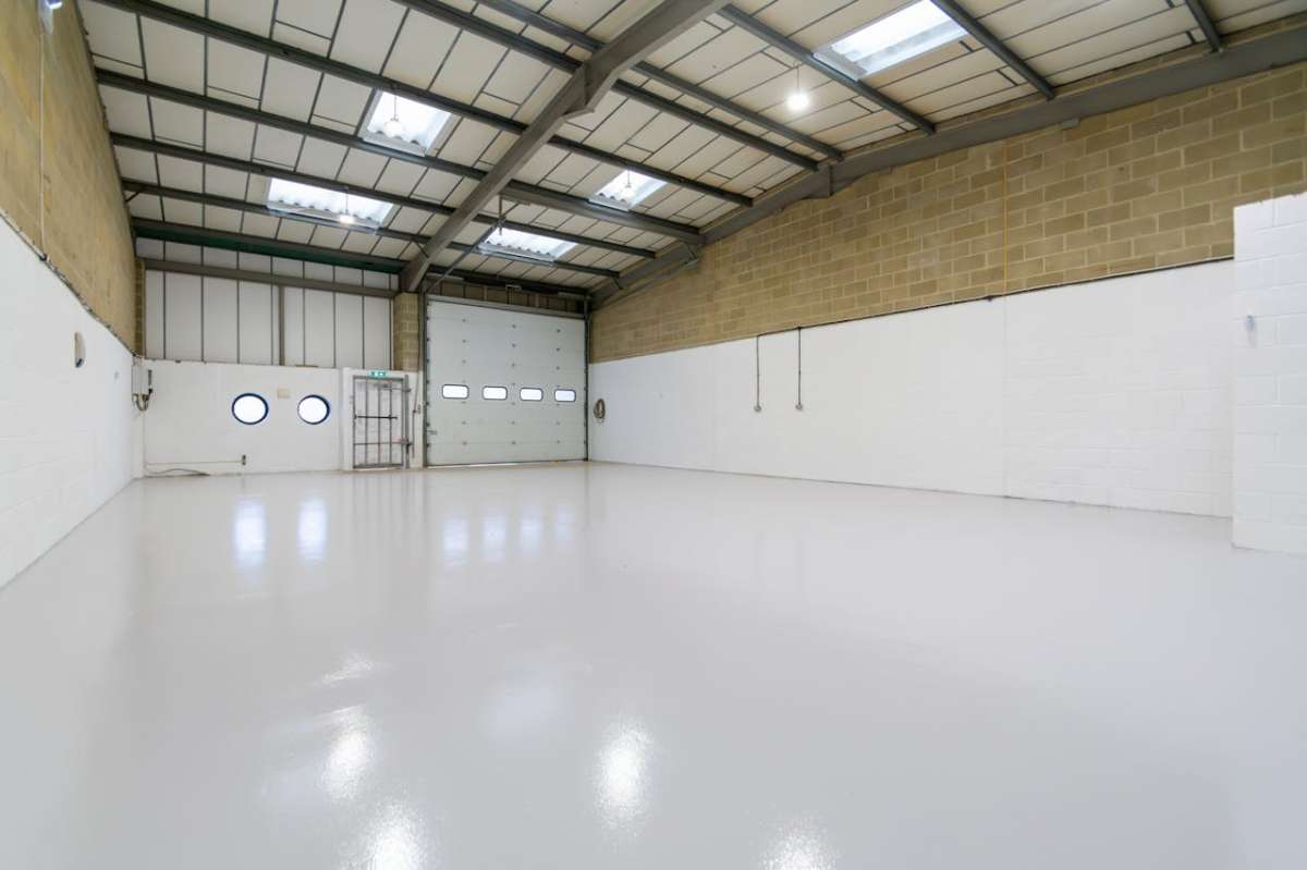 Industrial Unit in Poole - photo 2