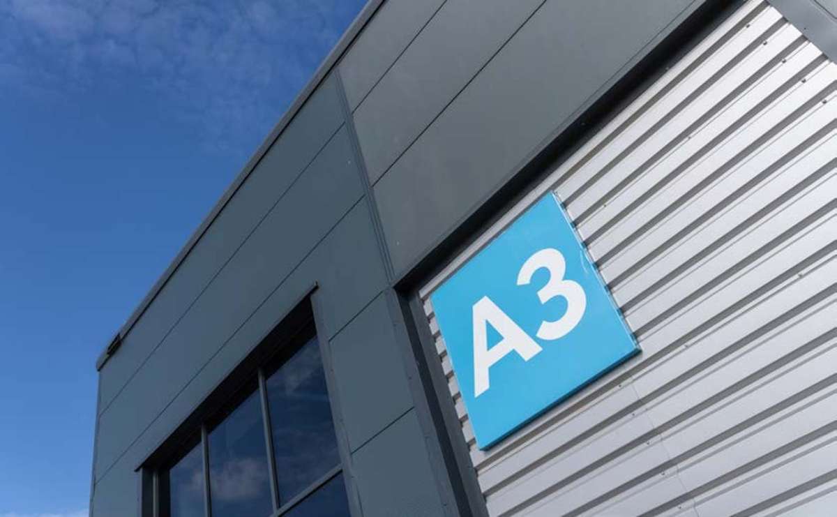 Industrial Unit in Poole - photo 3