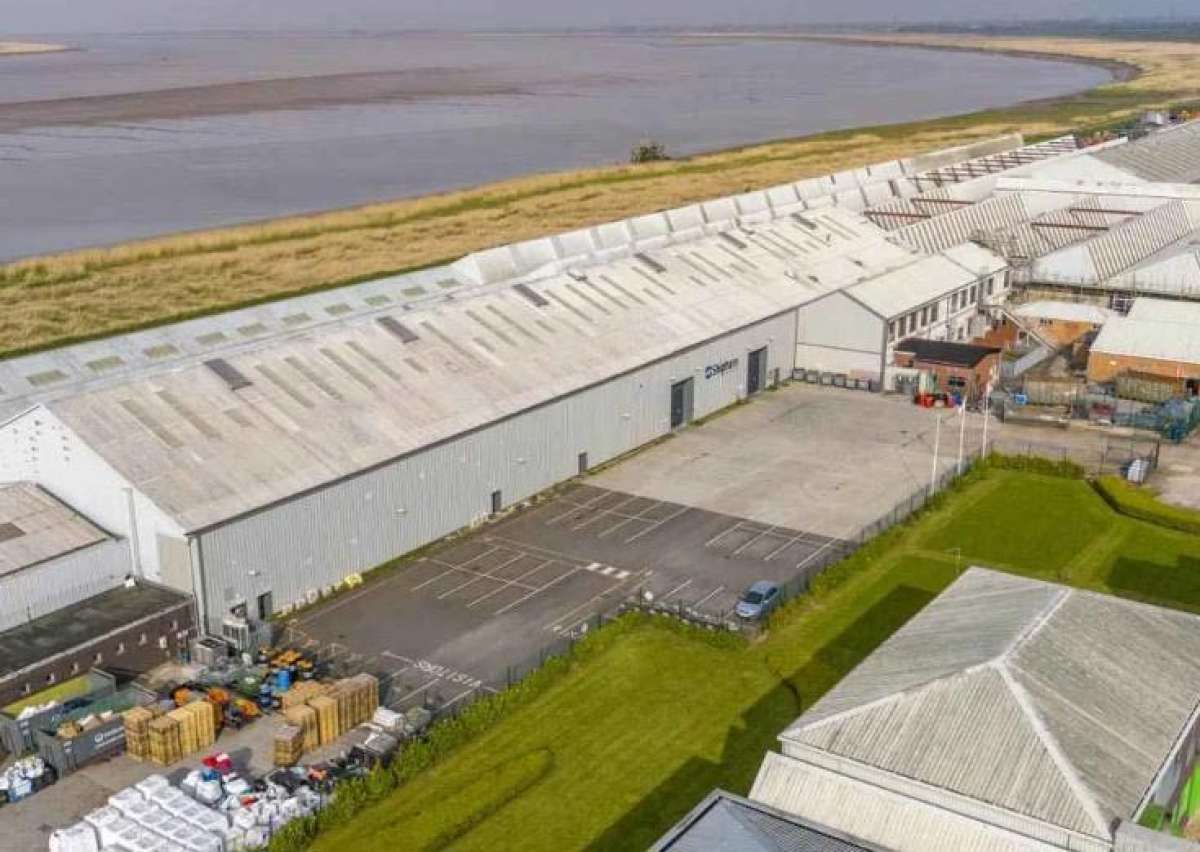 Industrial Unit in Brough - photo 3