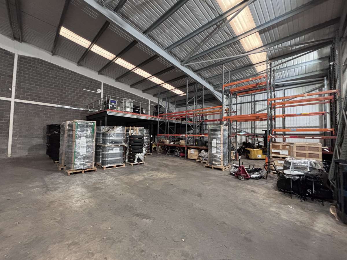 Industrial Unit in Loughborough - photo 3