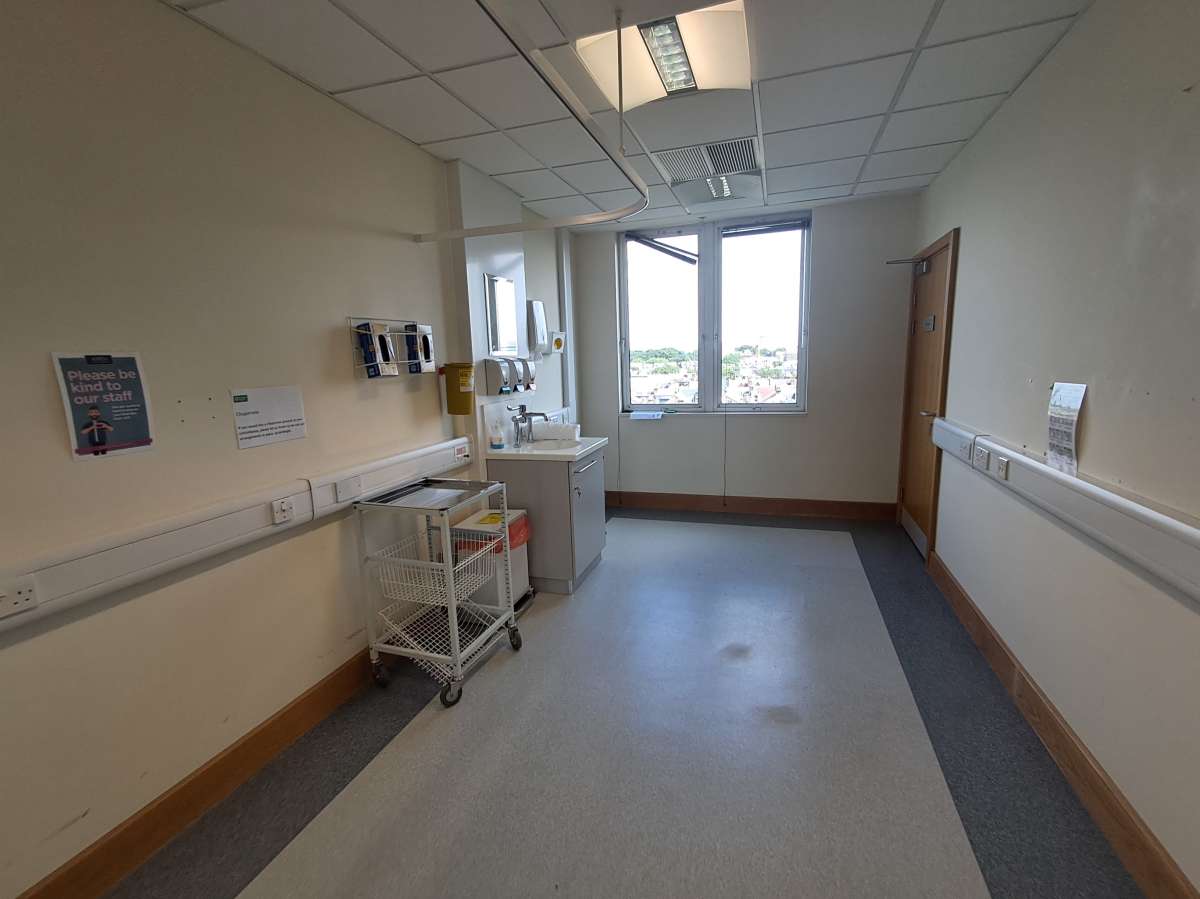 Industrial Unit in London - photo 4