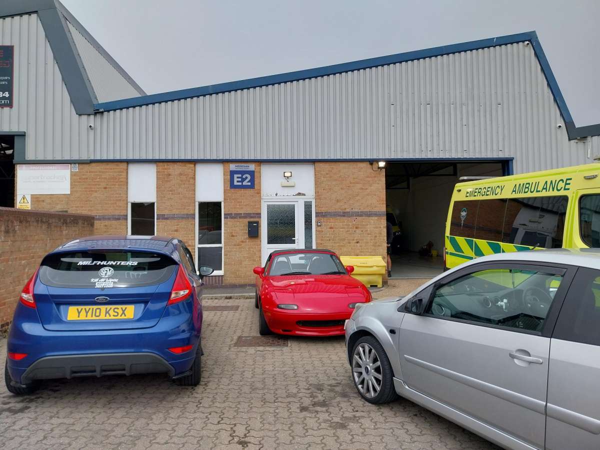 Industrial Unit in Peacehaven - photo 2