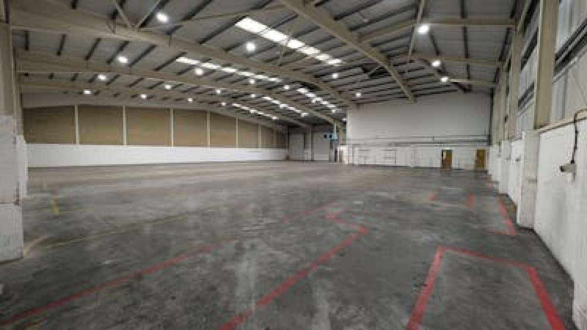 Industrial Unit in Fareham - photo 2