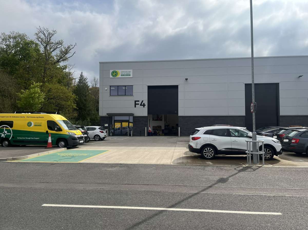 Industrial Unit in Southampton - photo 3