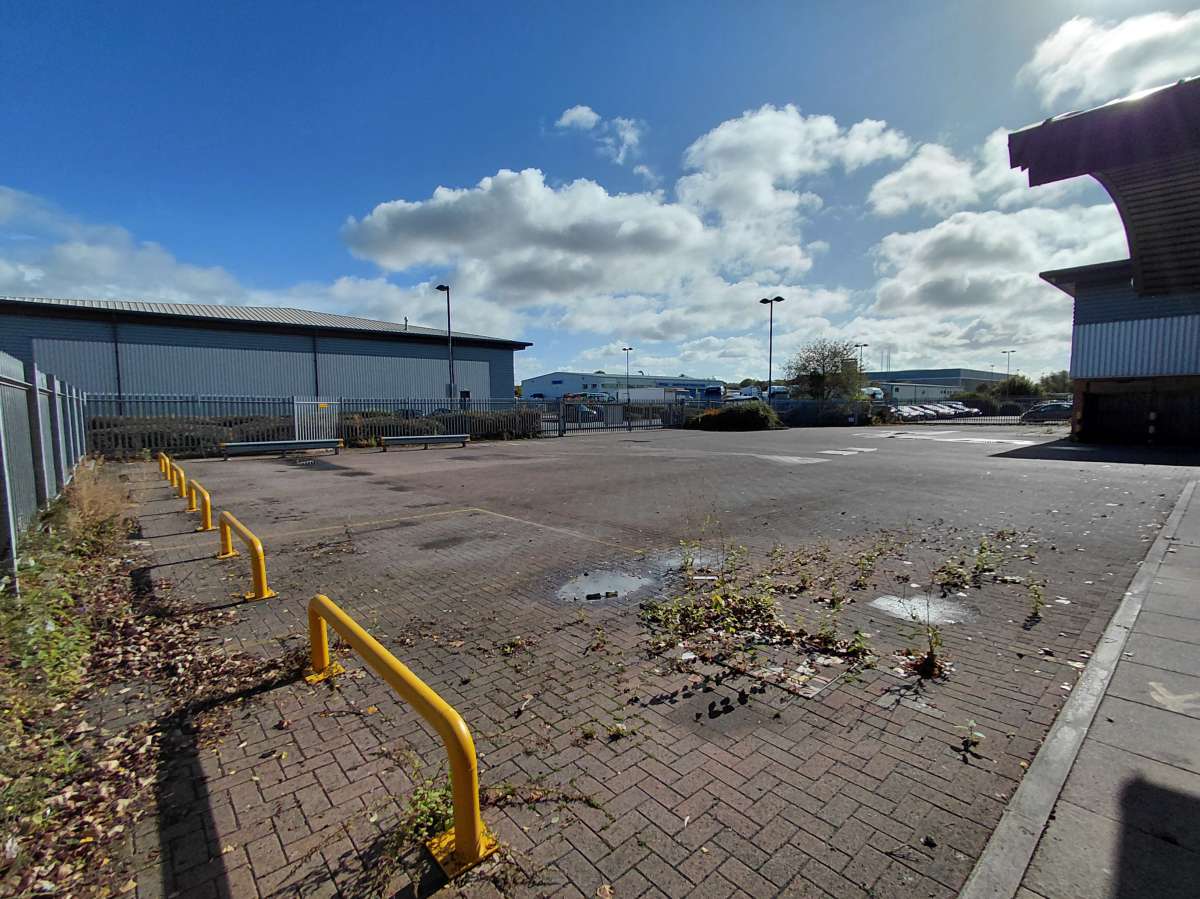 Industrial Unit in Bristol - photo 4