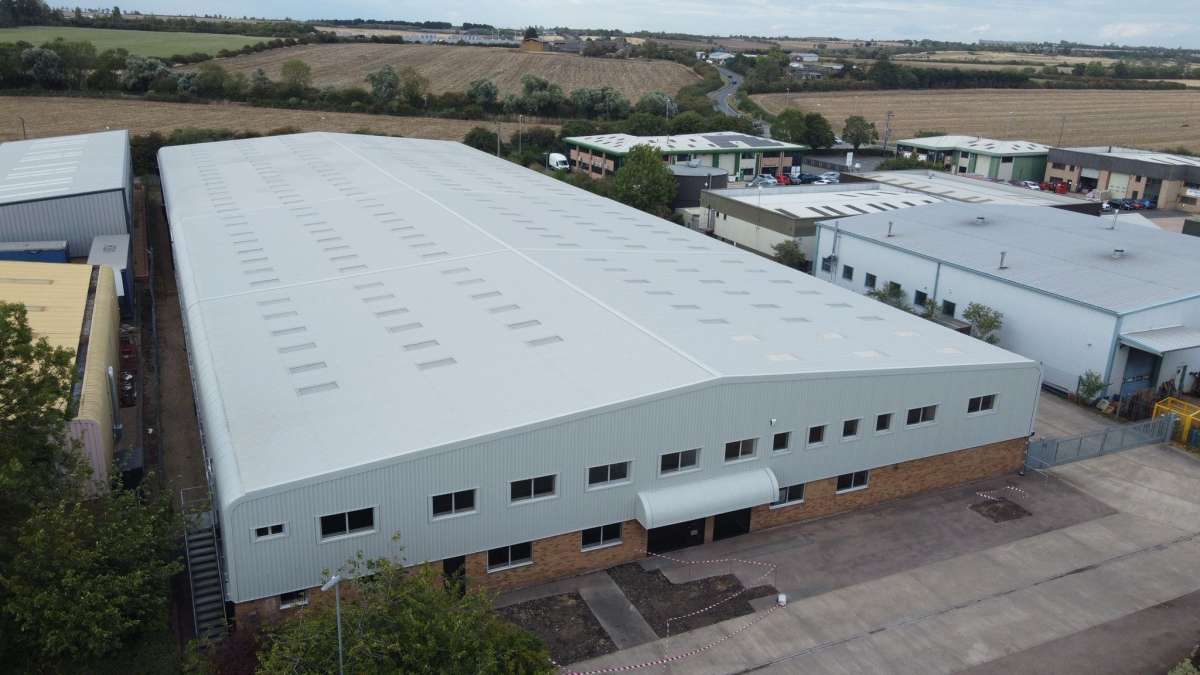 Industrial Unit in St Ives (Cambs) - photo 2