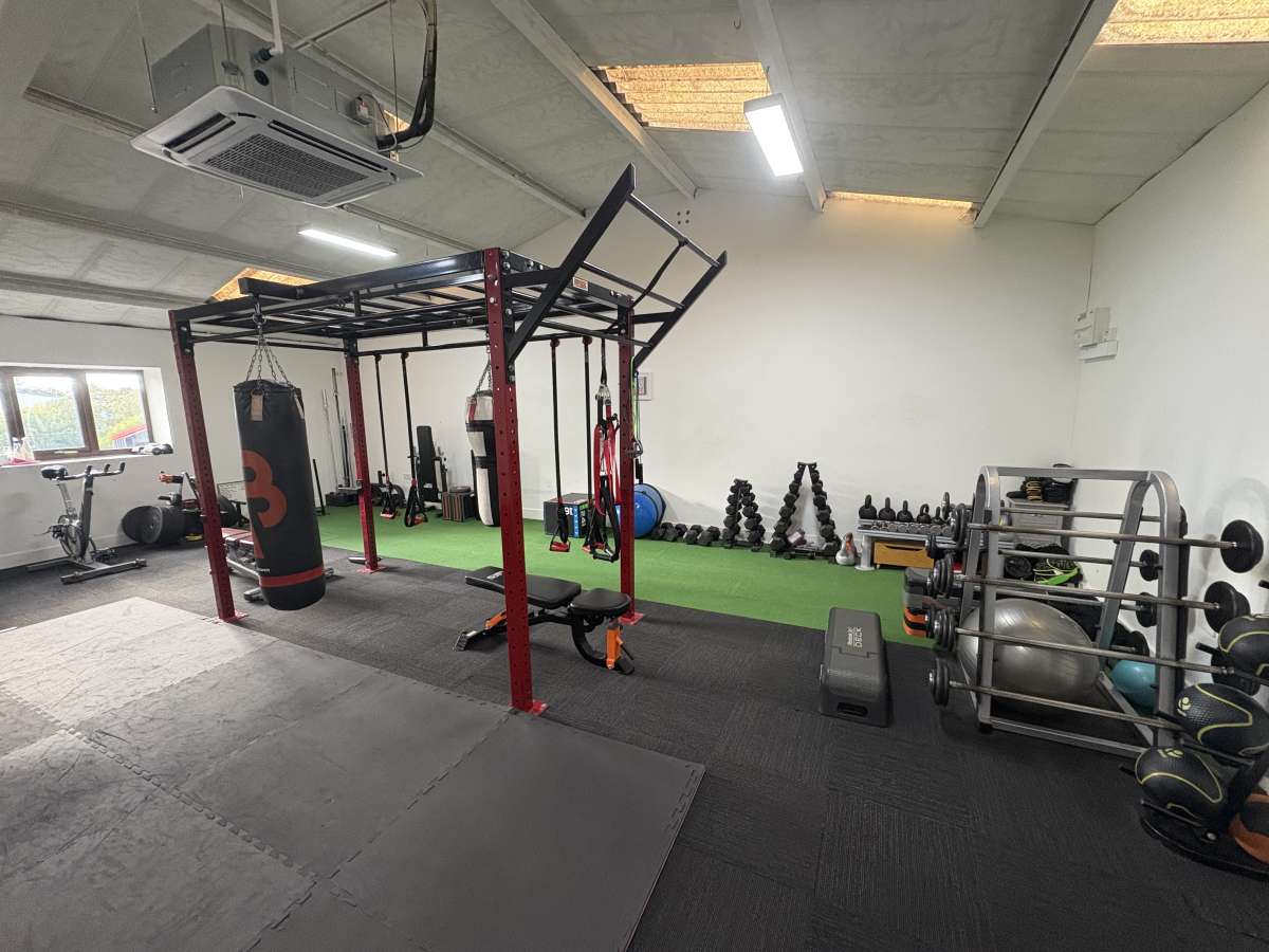 Industrial Unit in Walsall - photo 4