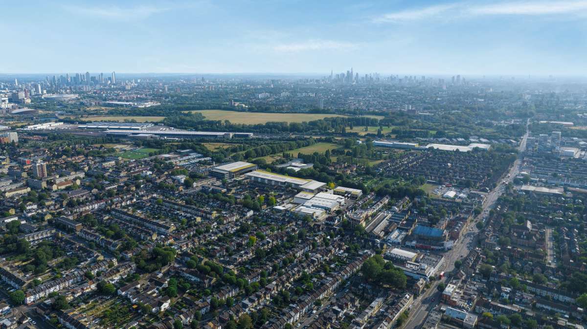 Industrial Unit in Leyton - photo 3