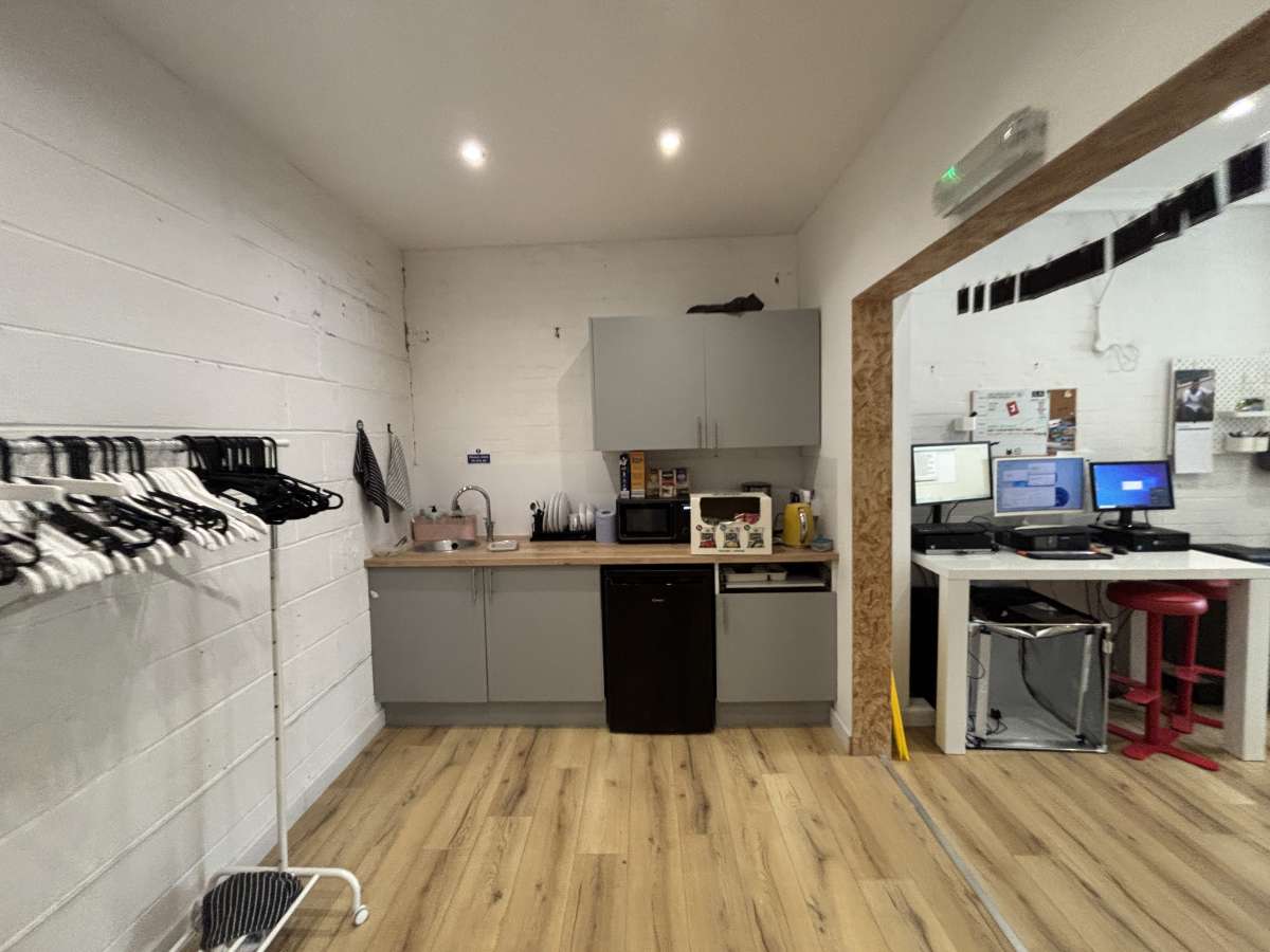 Industrial Unit in Derby - photo 4