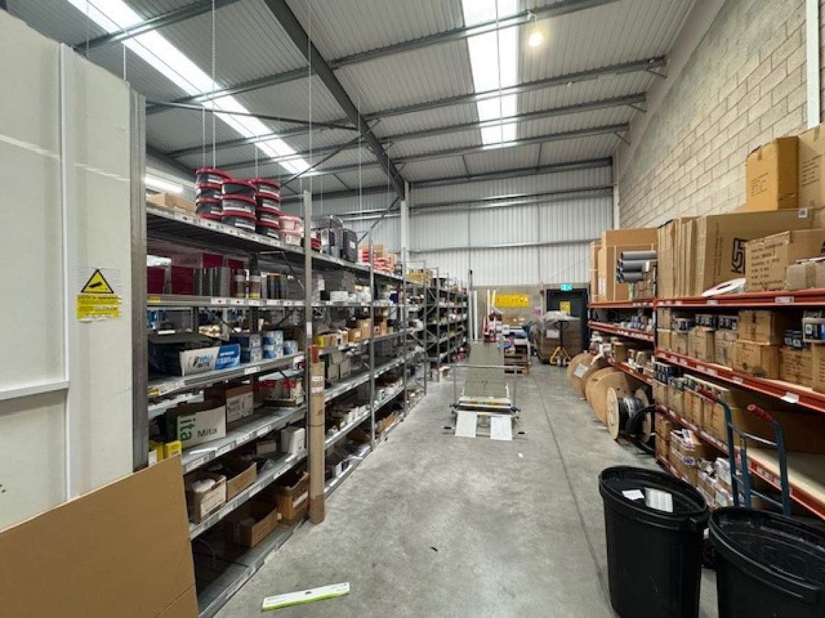 Industrial Unit in Burton On Trent - photo 2
