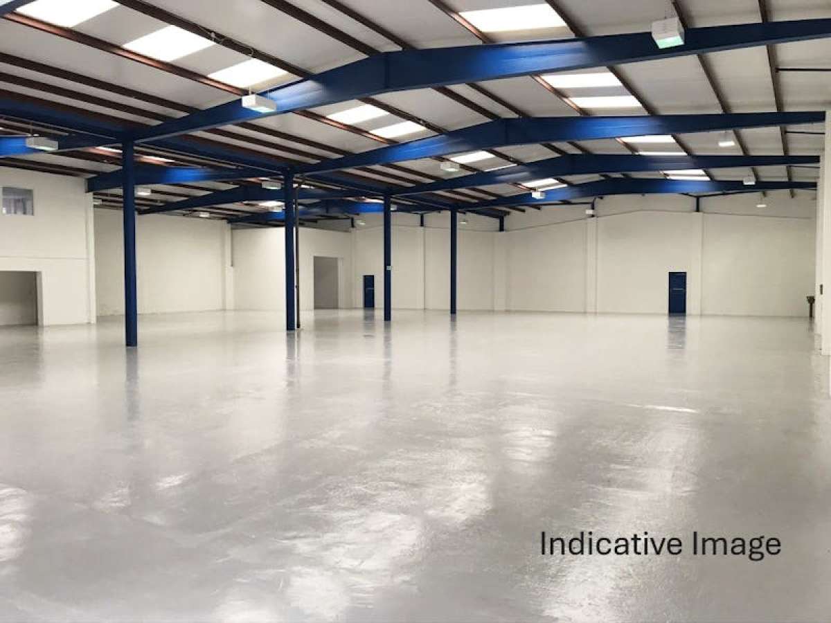 Industrial Unit in Farnborough - photo 2