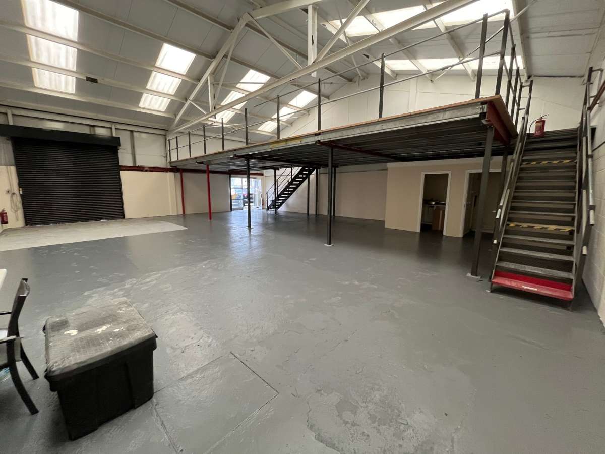 Industrial Unit in Colchester - photo 2