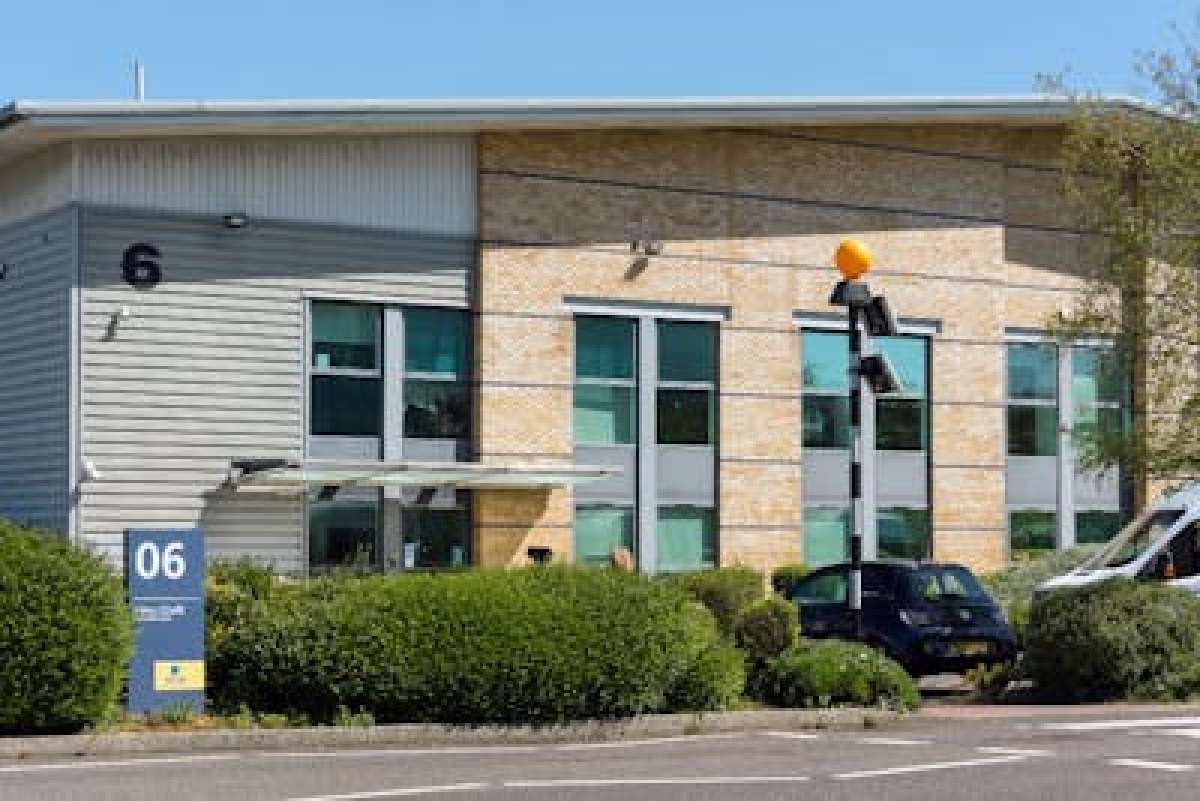 Industrial Unit in Fareham - photo 3