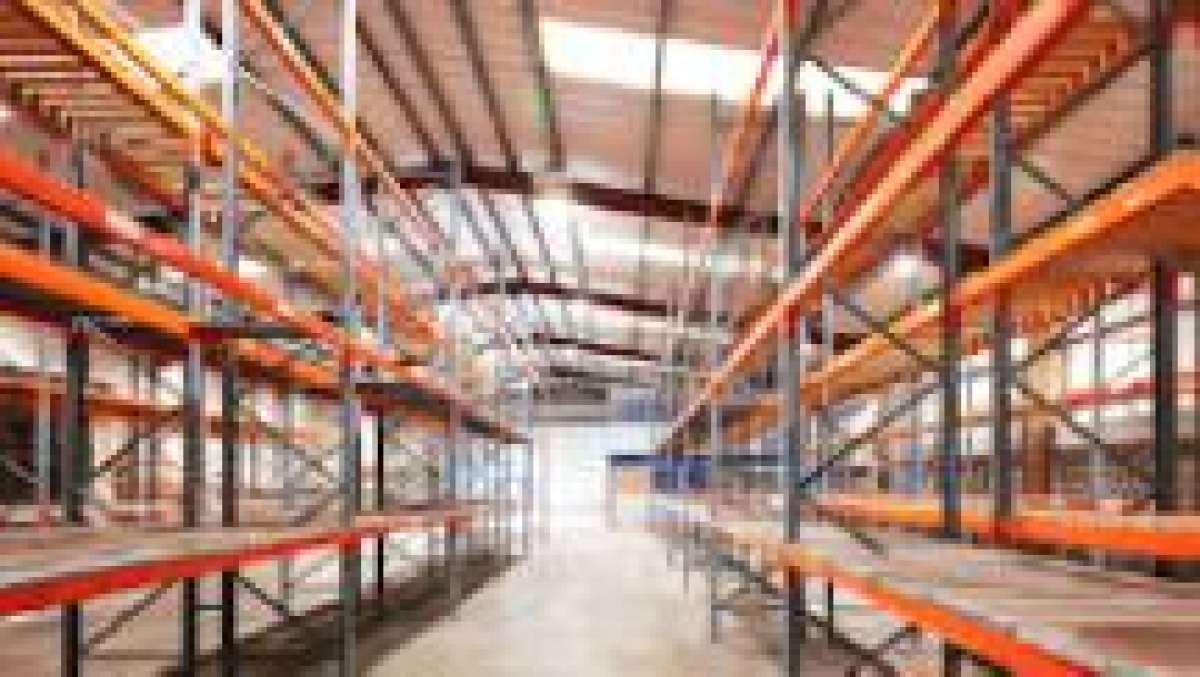 Industrial Unit in Normanton Industrial Estate - photo 2