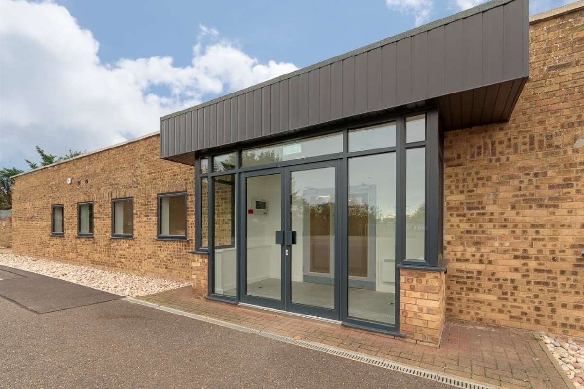 Industrial Unit in Colchester - photo 3