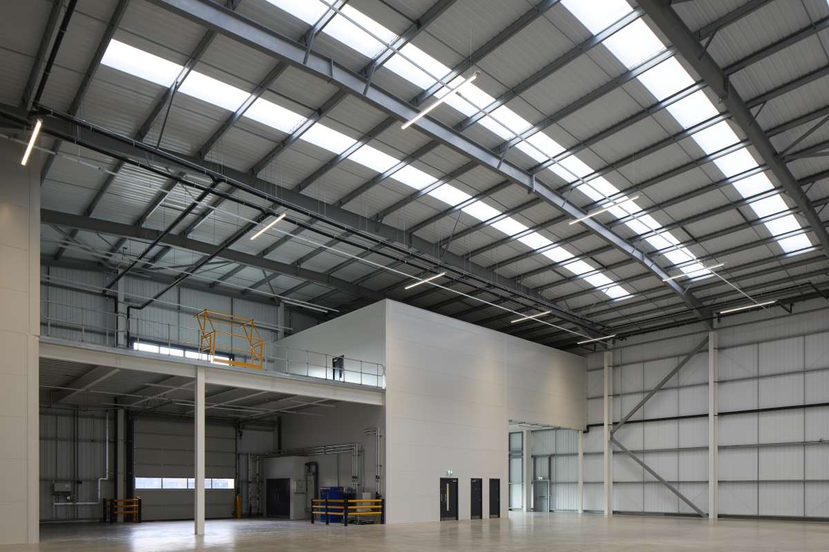 Industrial Unit in Croydon - photo 4