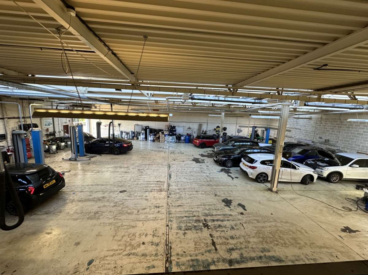 Industrial Unit in Falmouth - photo 4