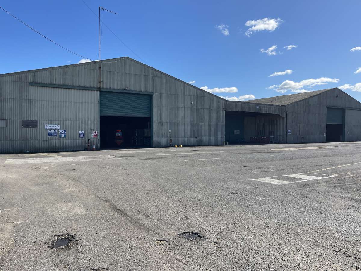 Industrial Unit in Goole - photo 2
