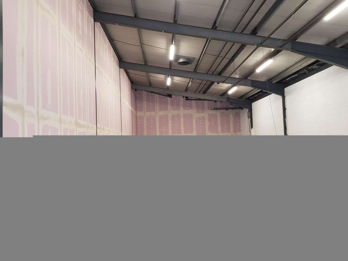 Industrial Unit in Edgefield Road Industrial Estate - photo 3