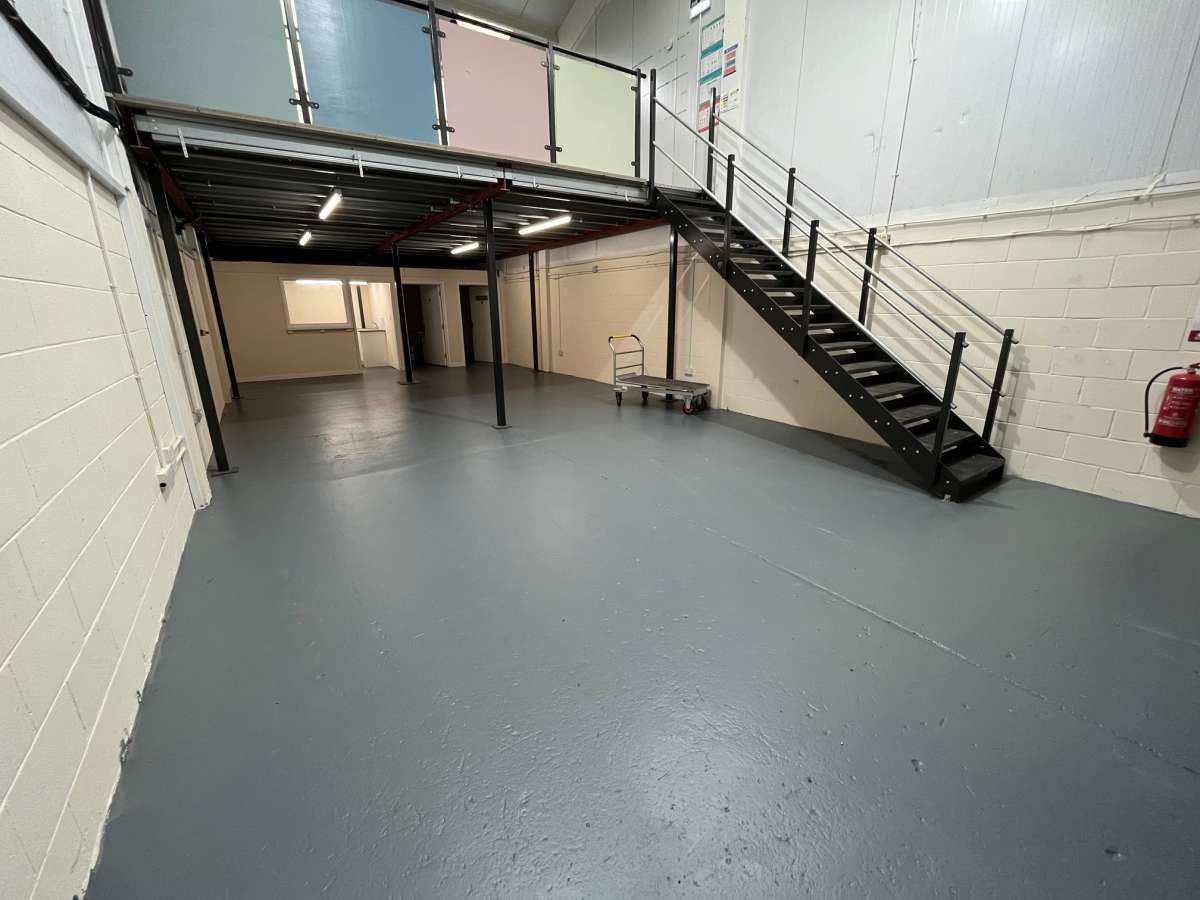 Industrial Unit in Colchester - photo 3