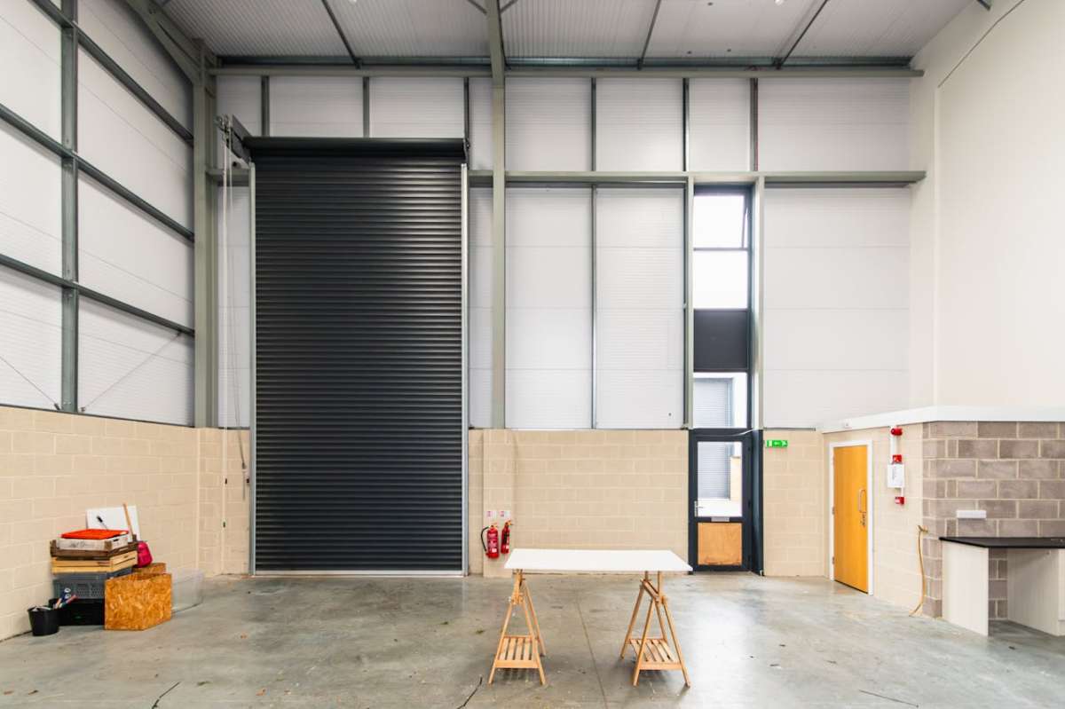 Industrial Unit in Wimborne - photo 4